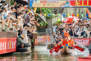 真就五五开！勇士本赛季有28场比赛打到了关键时刻 14胜14负